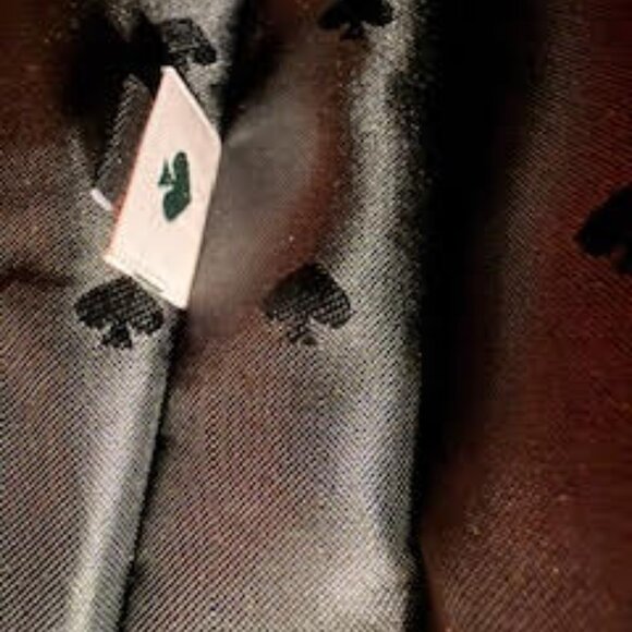 Kate Spade New York Pebbled Leather Crossbody Bag Black | Gold Hardware Detail - Picture 9 of 12